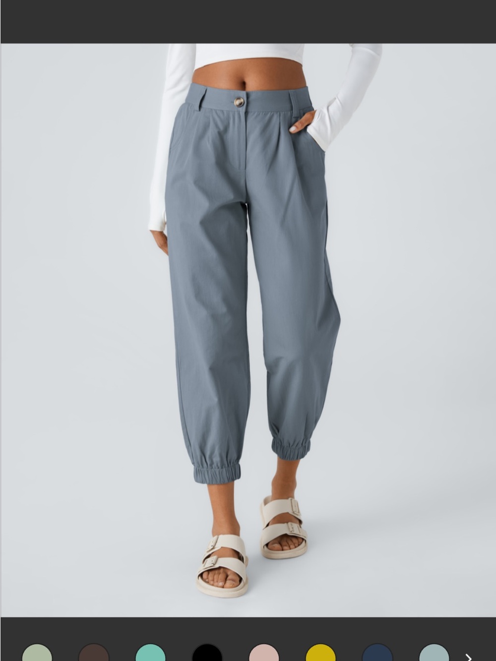 HALARA mid rise casual jogger with pockets. BNTW